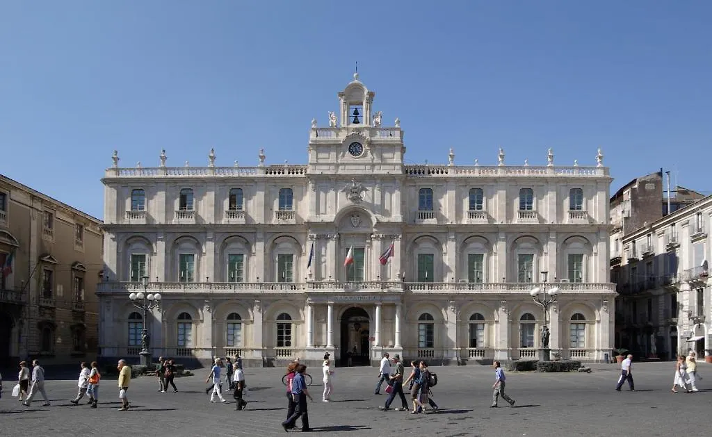 ***  Politi Aparthotel Catania-Fontanarossai nemzetközi repülőtér Olaszország